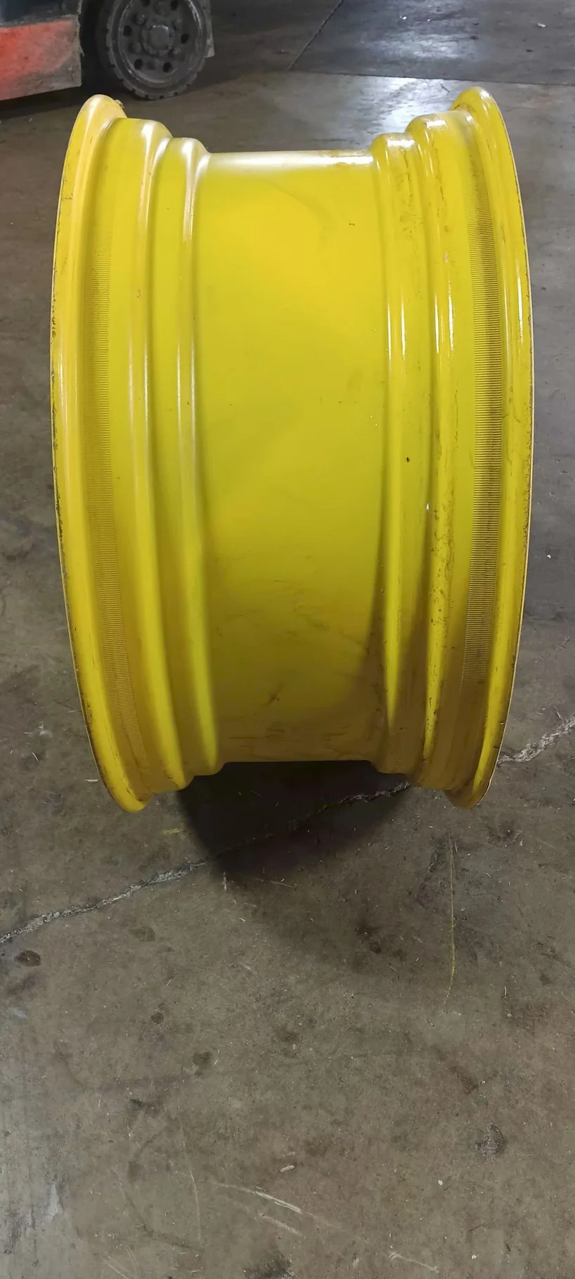 Take-Off 18 X 38 10-13.19-11.07 Dual Yellow Wheel image 3