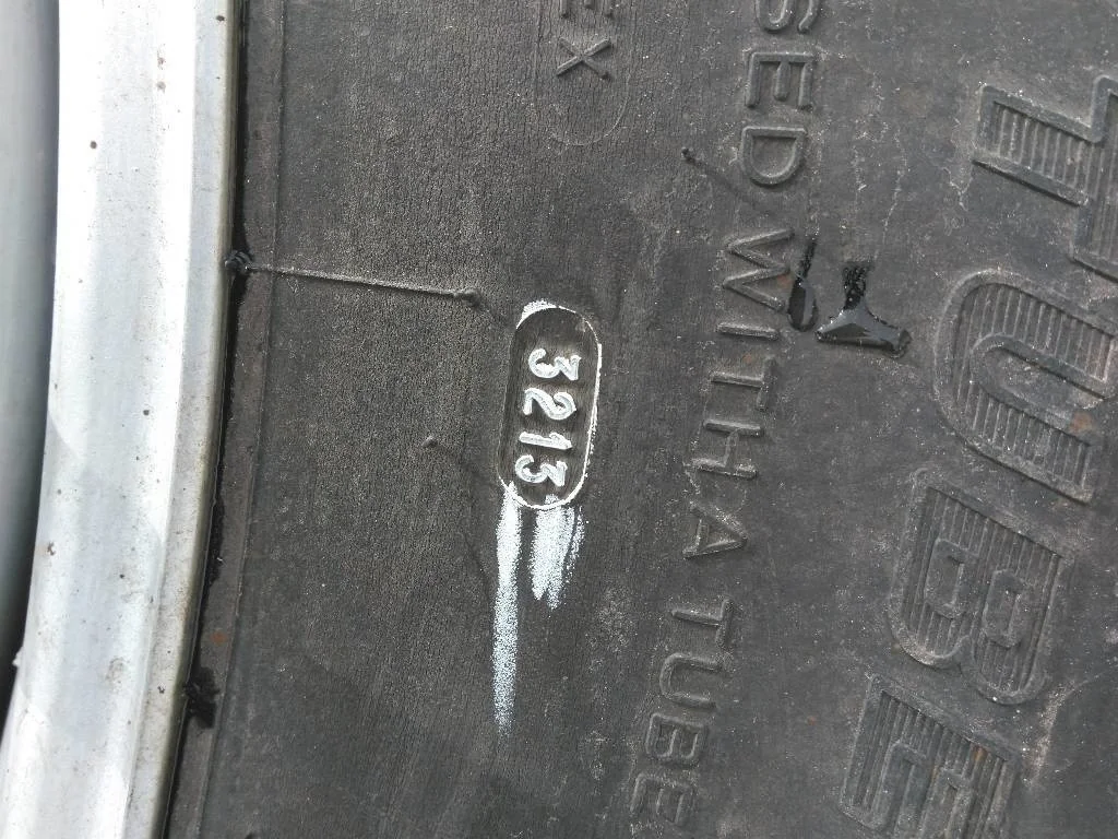 Used 480/80R50 159A8 Michelin Agribib TL R-1W 90-95% On 15 x 50 10-13.19-11.07 Dual Silver Wheel image 3