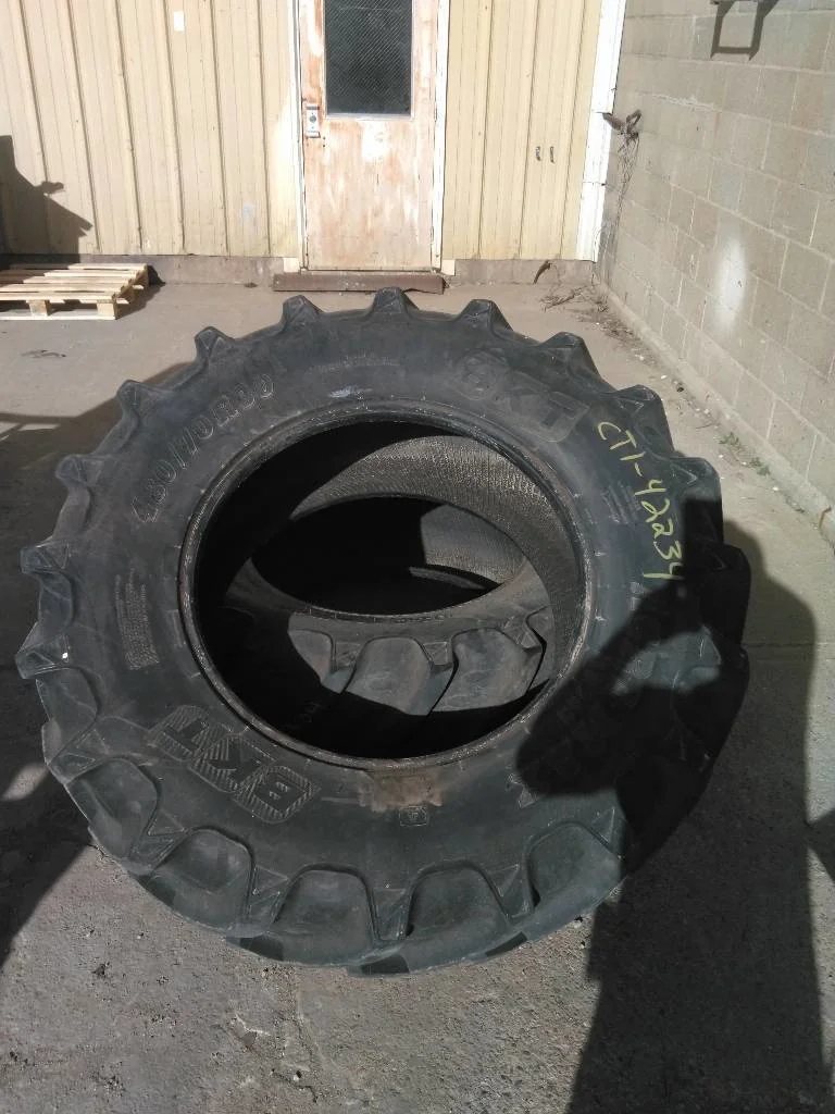 Used 480/70R30 148A8 BKT Agrimax RT 765 TL R-1W 75-80% (DOT 1914) Mild Stubble, Moderate Cuts image 3