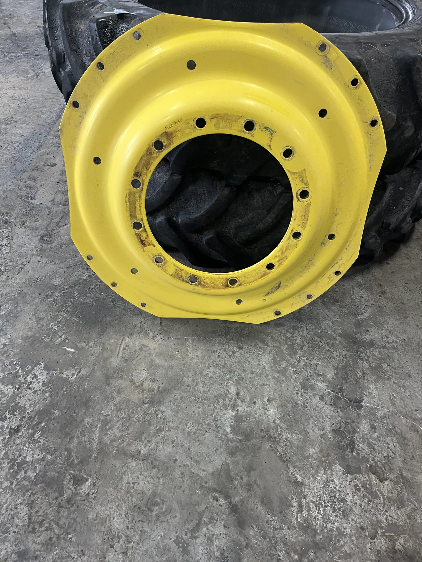 Used Disc 38" 10-13.19-11.07 Waffle 3 Bolt Yellow image 2