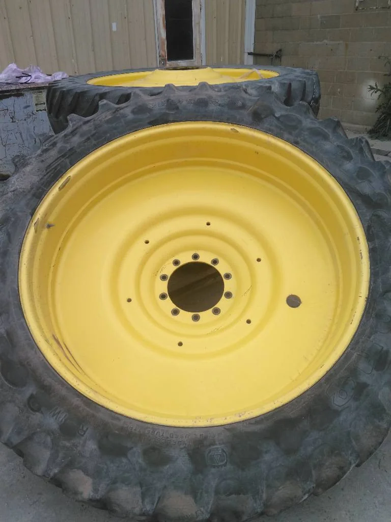 Used 12 x 54 (10-13.19-11.07) John Deere Dual Wheel image 2