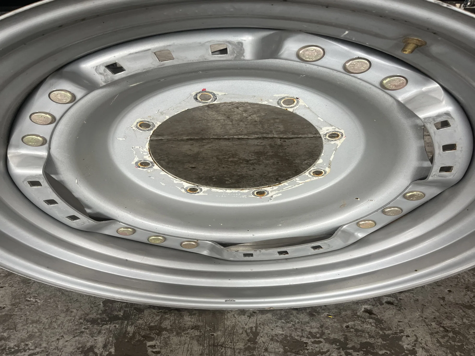 Used 13 x 30 8-12.992-11.446 3 Bolt Waffle Case Silver Wheel w/ Disc