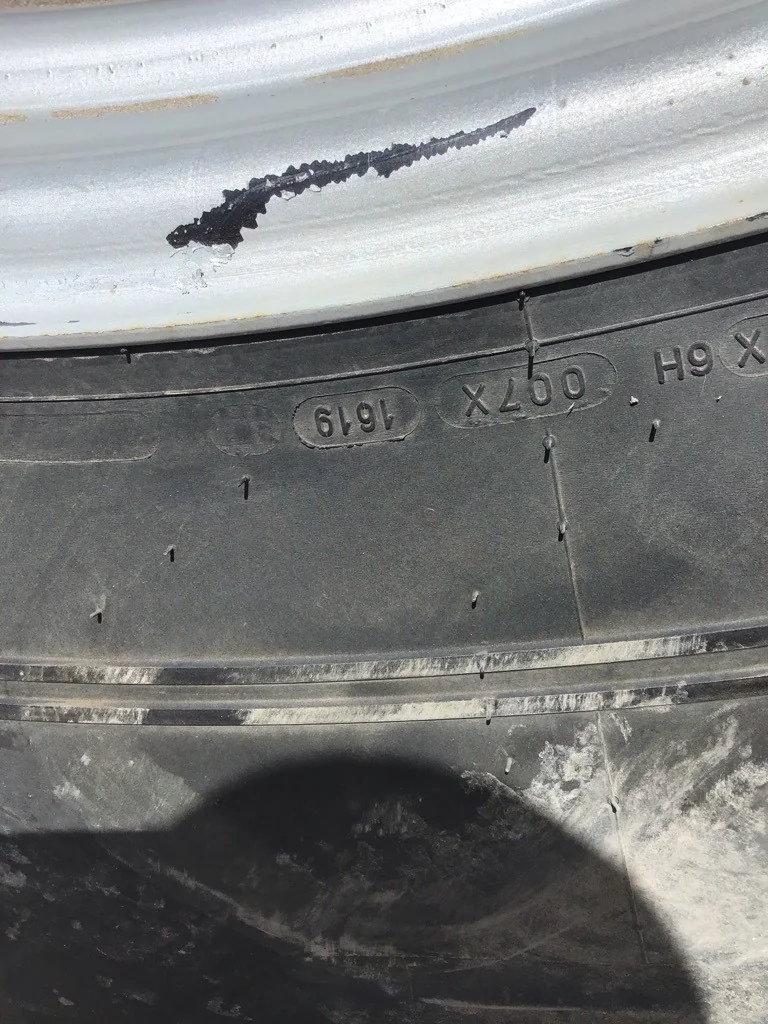 Used 480/80R50 159A8 Michelin Agribib 2 TL R-1W 70-75% On 15 x 50 (10-13.19-11.07) Case Dual Wheel image 3