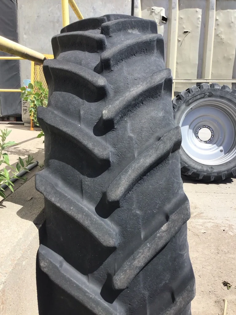 Used 480/80R50 159A8 Michelin Agribib 2 TL R-1W 70-75% On 15 x 50 (10-13.19-11.07) Case Dual Wheel image 4