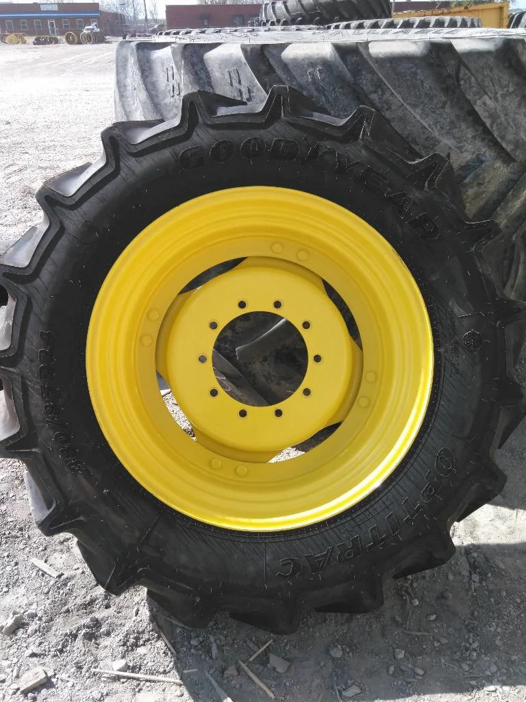 Used 380/85R34 137D Goodyear Optitrac TL R-1W 90-95% On 13 x 34 (10-13.19-11.07) 4/2 Rail/Disc image 4
