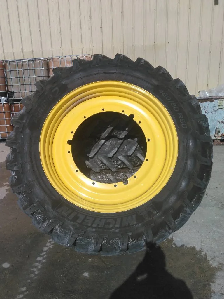 Used 480/80R50 159A8 Michelin Agribib 2 TL R1-W 85-90% On 15 x 50 (12-32.047-30.078) Rim & Rail