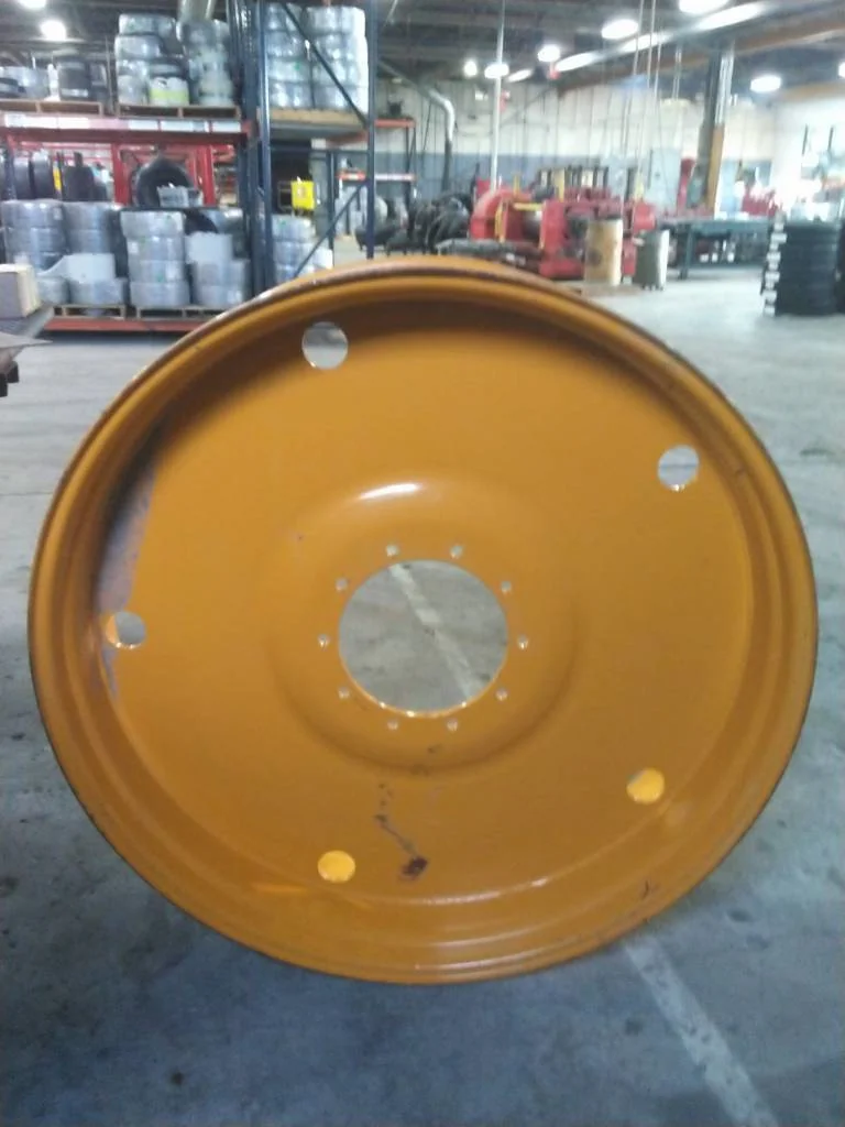 Used 13 x 50 (10-14.57-12.42) Titan Hagie Orange Sprayer Wheel (Has Scratches) image 4