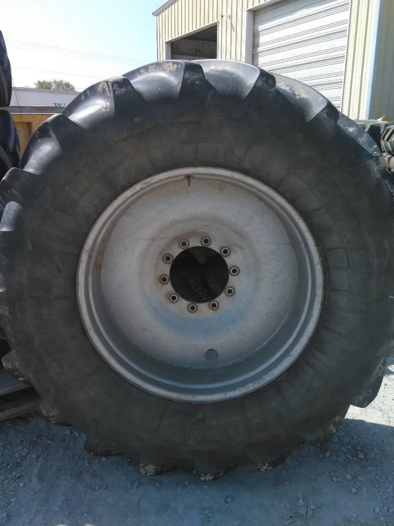 Used 650/65R38 157D Michelin Multibib TL R-1W 90-95% On 18 x 38 (10-13.19-11.07) Sprayer Wheel