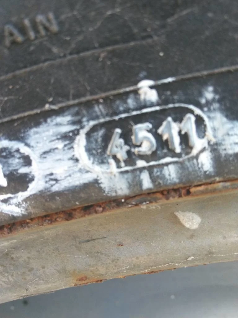 Used 650/65R38 157D Michelin Multibib TL R-1W 90-95% On 18 x 38 (10-13.19-11.07) Sprayer Wheel image 3