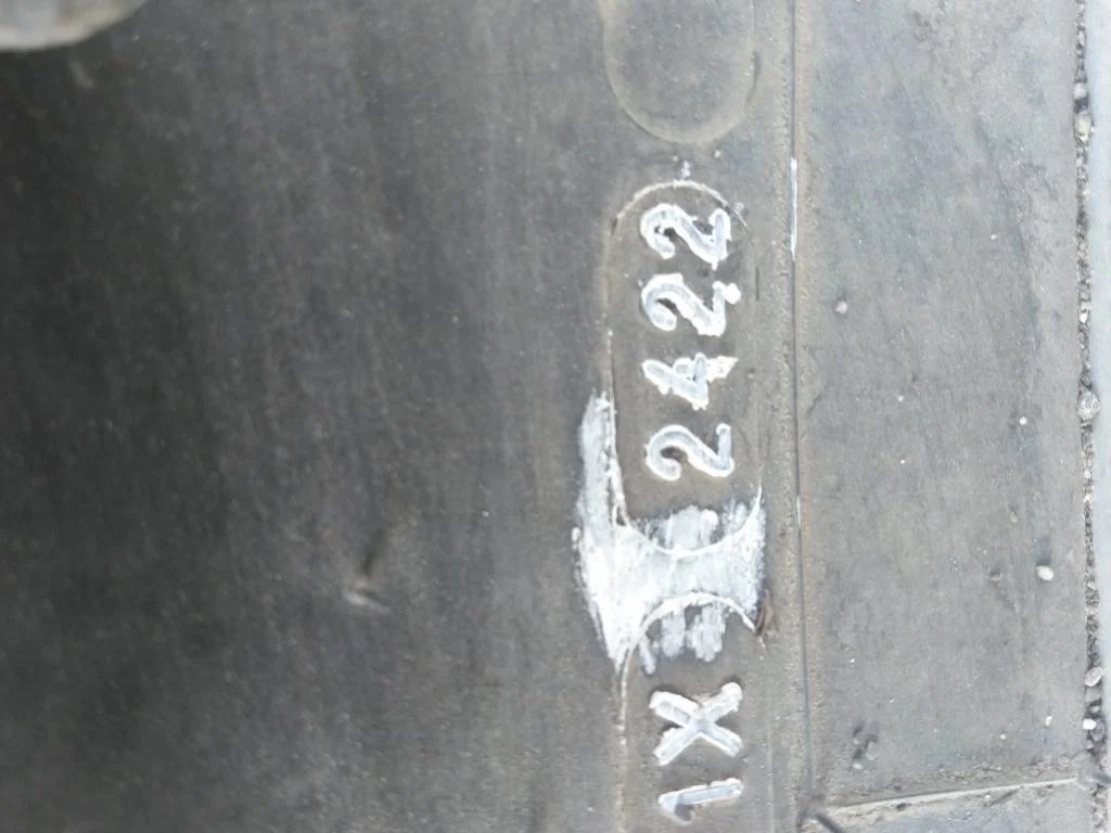 Take-Off 480/95R50 164A8 Michelin Agribib TL R-1W 95-100% On 15 x 50 (10-13.19-11.07) Dual Wheel image 4