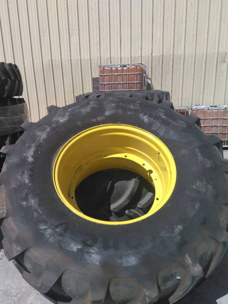 Take-Off 800/70R38 173D Firestone Maxi Traction TL R-1W 95-100% On 27 x 38 (12-32.047-30.078) R&R image 2