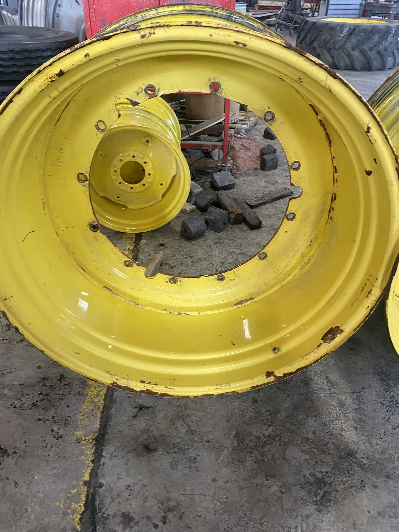 Used 25 X 46 12-32.047-30.078 Rim & Rail Yellow Wheel