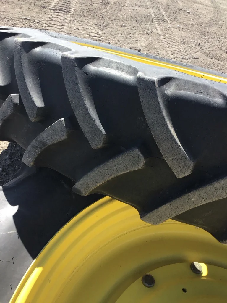 Used 380/90R50 160A8 Mitas AC85 TL R-1W 75-80% On 12 x 50 (10-13.19-11.07) Rim & Rail With Disc image 3