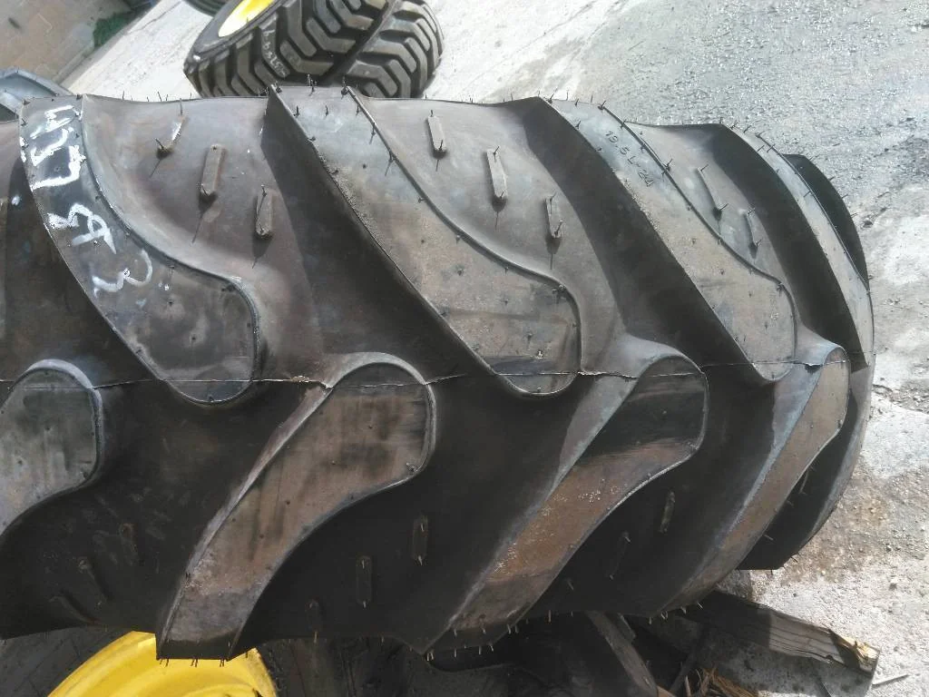 Take-Off 19.5L-24 146A8 Galaxy EZ Rider TL R-4 95-100% On 15 x 24 8-8-6 4/2 Clamp/Disc image 3