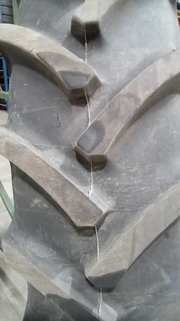Used 380/90R50 151B Mitas AC85 TL R-1W 90-95% On 12 x 50 (12-32.047-30.078) Rim & Rail Wheel image 3
