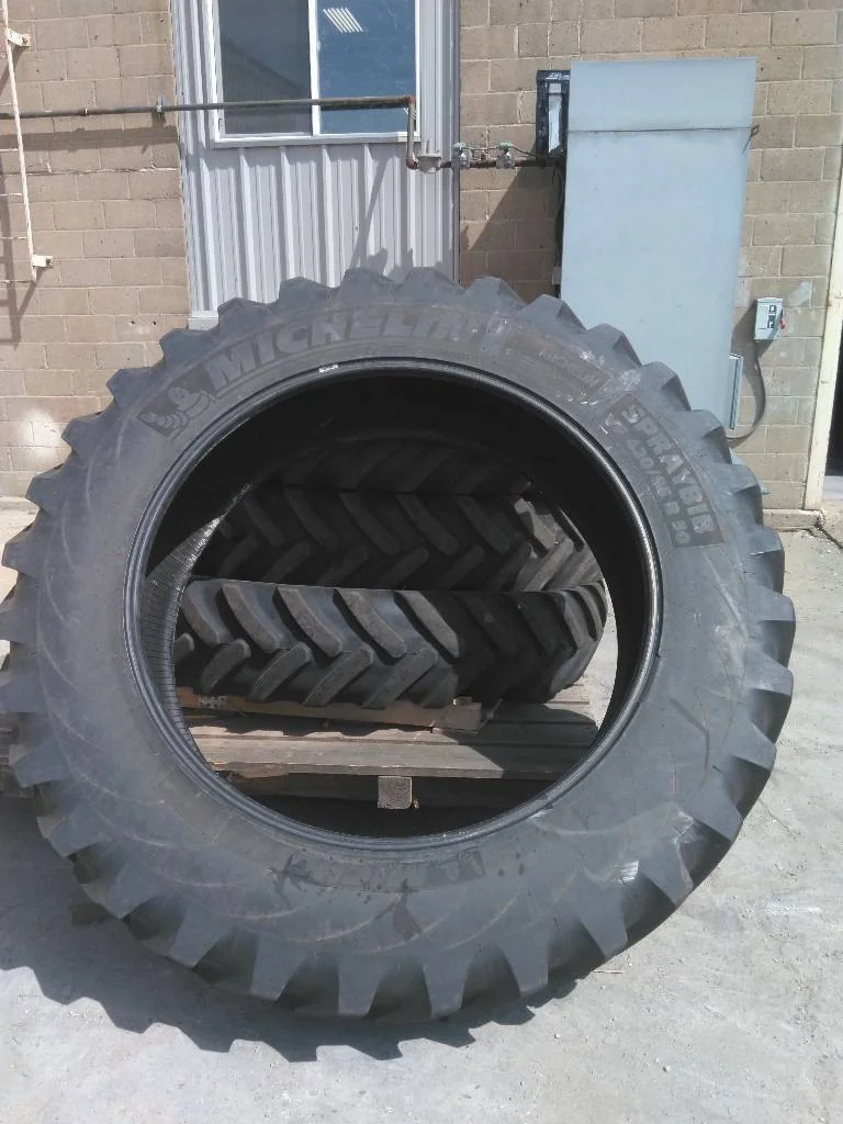 Used VF420/95R50 179D TL R-1W Michelin Spraybib TL R-1W 80-85% image 2