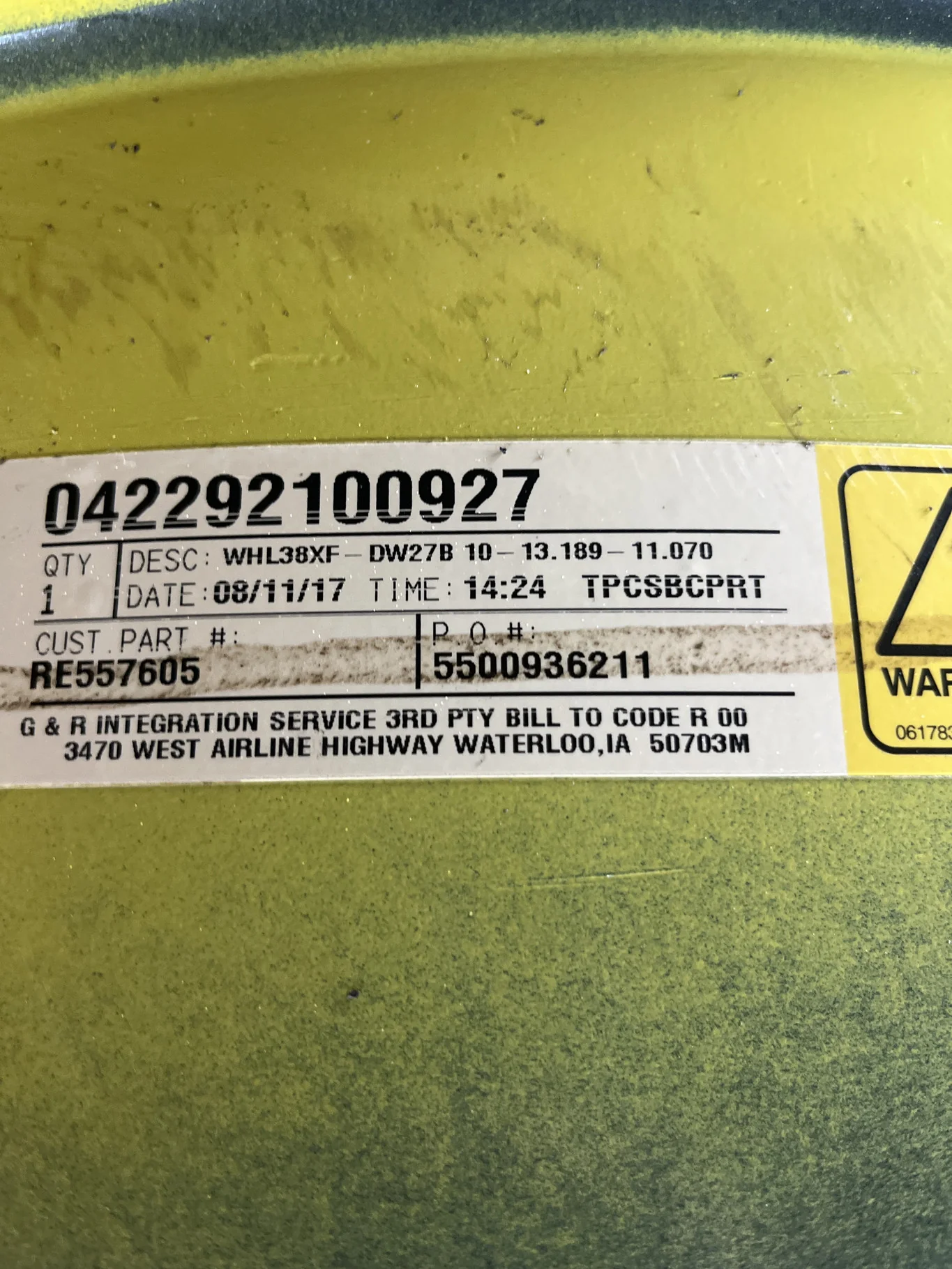 Used 27 X 38 10-13.189-11.070 Dual Yellow Wheel image 2