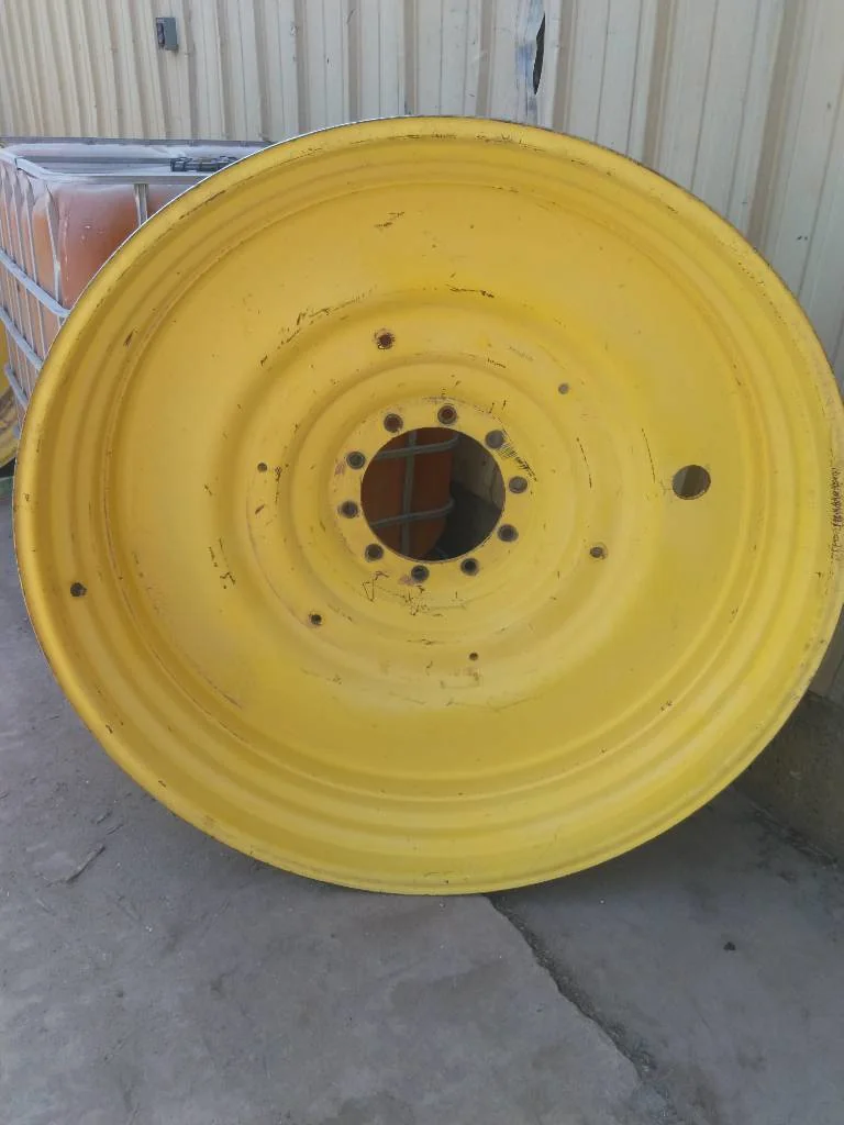 Used 15 x 50 (10-13.19-11.07) Titan John Deere Dual (Scratches) image 2