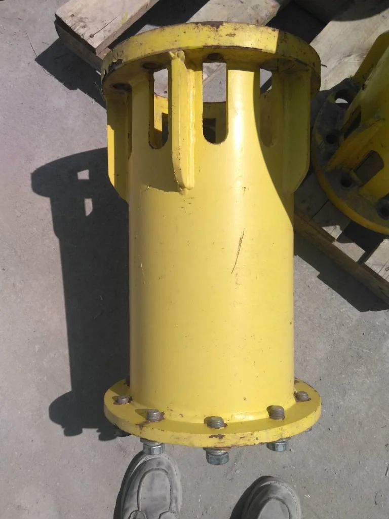 Used 24" John Deere Hub Extension (10-13.19-11.07) Hardware Included image 4