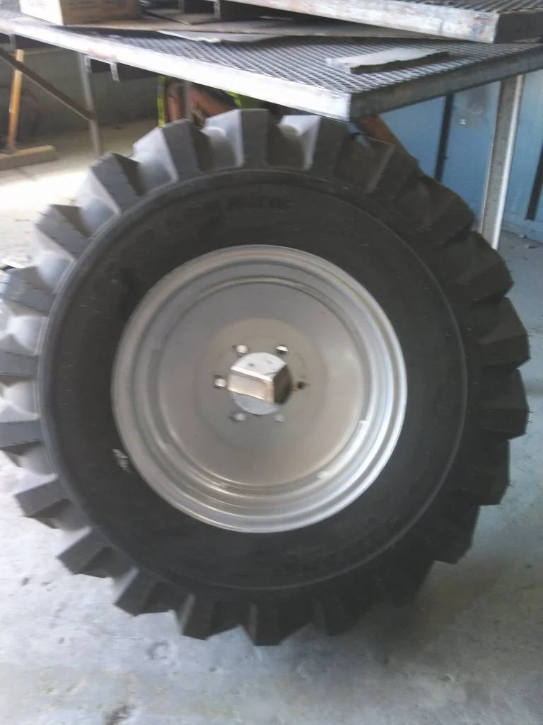 Take-Off 43x16.00-20 4PLY Titan Trac Loader TL R-4 95-100% On 14 x 20 (6-6.693-5.325) Implement