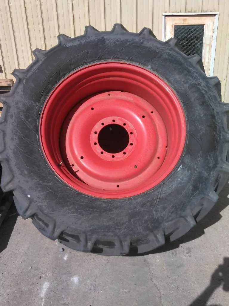 Take-Off 650/65R42 165D Mitas SST TL R-1W 95-100% On 20 x 42 10-13.19-11.07 Fendt Red Wheel