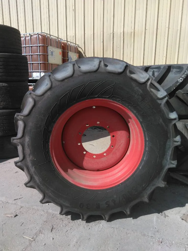 Take-Off 540/65R30 150D Mitas AC65 TL R-1W 95-100% On 16 x 30 10-13.19-11.07 Fendt Solid Wheel