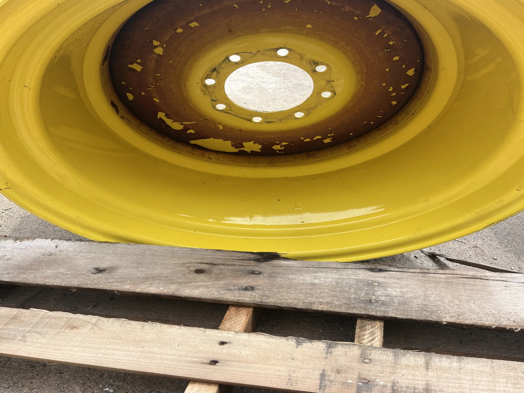 Used 25 x 26 8-8-6 Yellow Combine Wheel