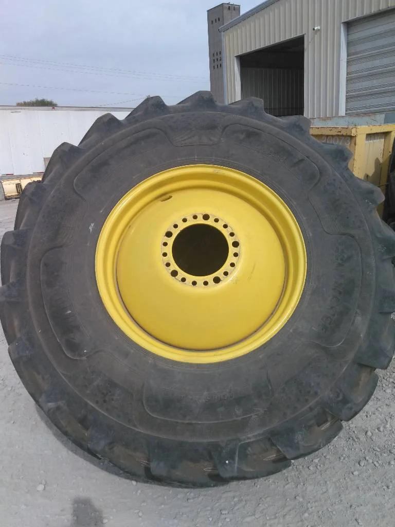 Used 650/85R38 173D Alliance Agri Star ll TL R-1W 80-85% On 23 x 38 (20-13.19-10.50) Dolly Dual