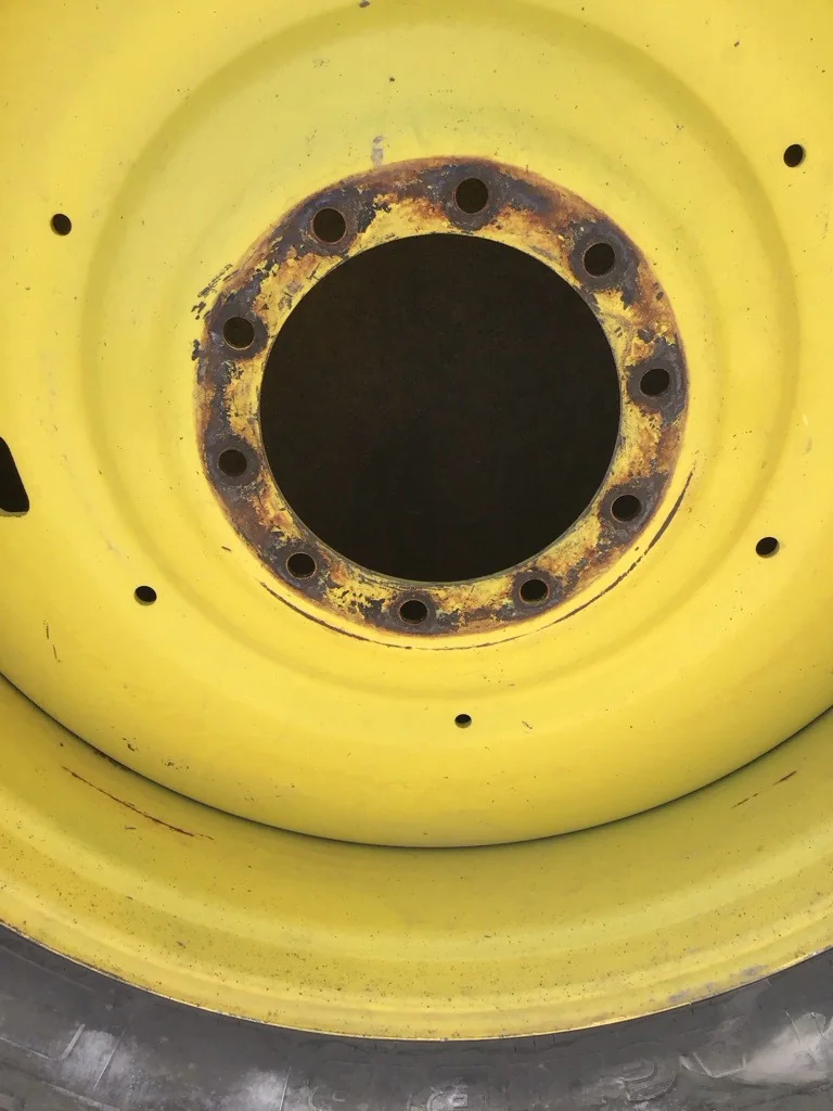 Used 480/80R46 158A8 Michelin TL R-1W 80-85% On 16 x 46 (10-13.19-11.07) Dual Wheel. Light Stubble image 4