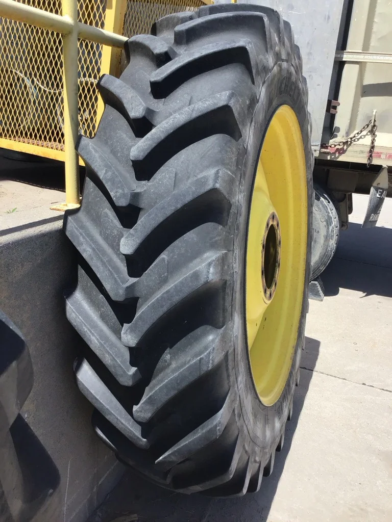 Used 480/80R46 158A8 Michelin TL R-1W 80-85% On 16 x 46 (10-13.19-11.07) Dual Wheel. Light Stubble image 5