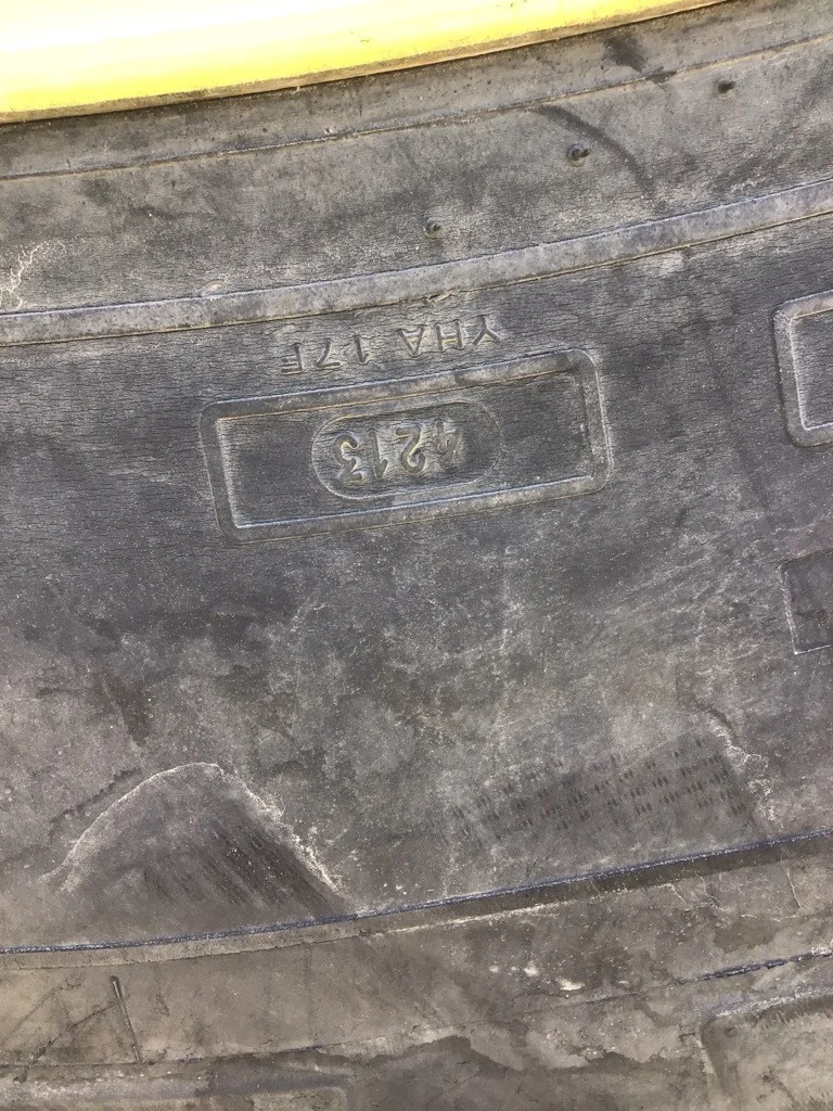 Used 480/80R46 158A8 Michelin TL R-1W 80-85% On 16 x 46 (10-13.19-11.07) Dual Wheel. Light Stubble image 8
