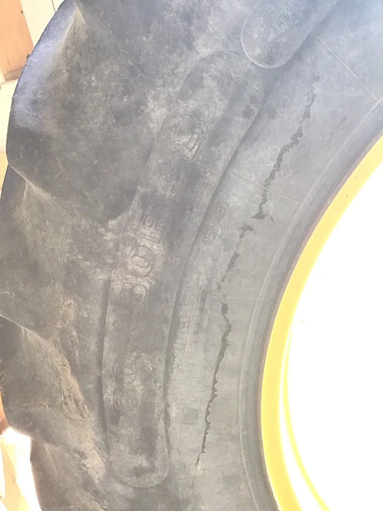 Used 480/80R38 149A8 Goodyear Dyna Torque Radial TL R-1 75-80% On 16 x 38 (12-31.625-29) Rim & Rail image 8