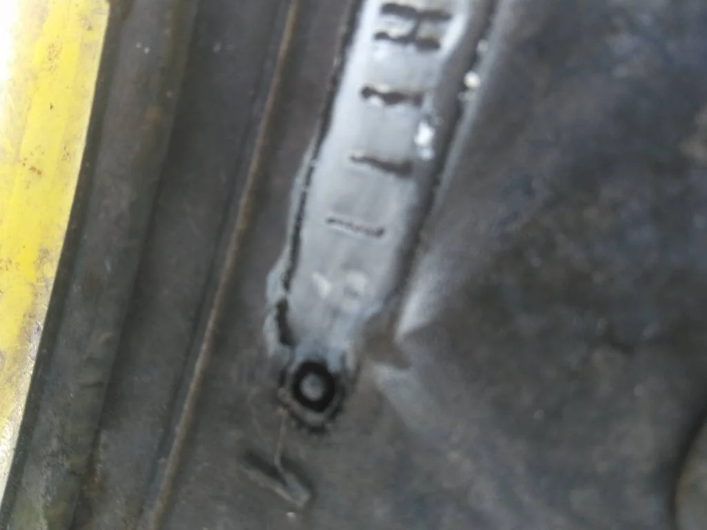 Used 420/85R34 147A8 Alliance Agri-Traction TL R-1W 80-85% On 15 x 34 (12-16.732-14.640) Waffle 3
