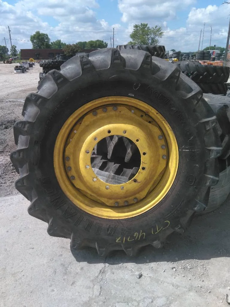 Used 420/85R34 147A8 Alliance Agri-Traction TL R-1W 80-85% On 15 x 34 (12-16.732-14.640) Waffle 3 image 2