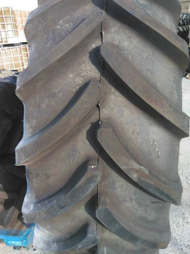 650/65R38 157D Firestone MaxiTraction 65 95-100% 20X38 8-10.82-8.78 Solid Yellow Wheel Reconditioned image 3