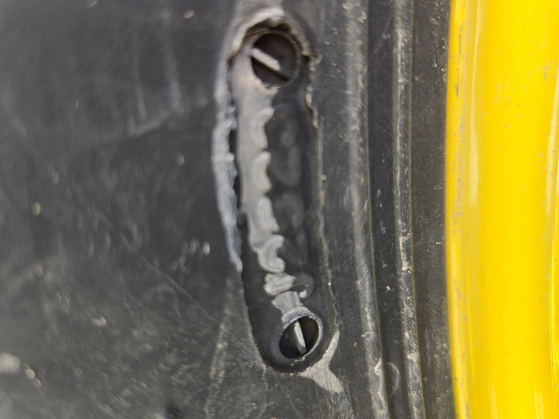 Take-Off 420/70R24 130D BKT Agri Max TL R-1W 95-100% On 12 X 24 8-10.82-8.78 4/2 Clamp/Disc image 3