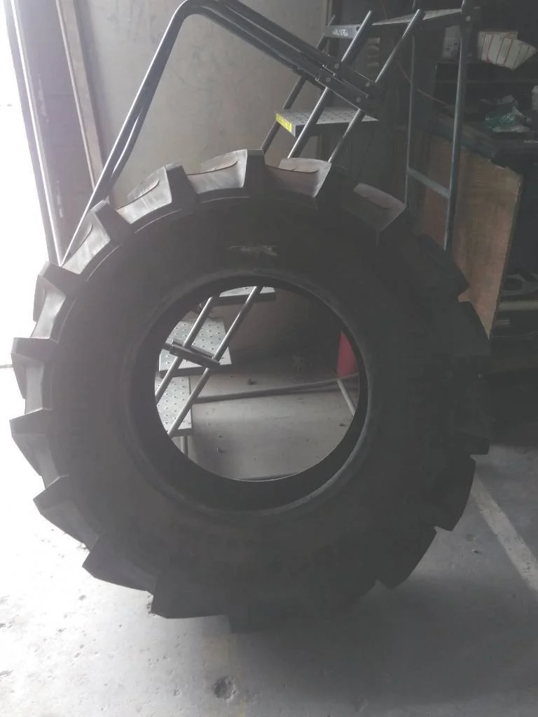 Take-Off 380/85R24 131A8 Trellebrog TM 600 TL R-1W 95-100% (DOT 0124)