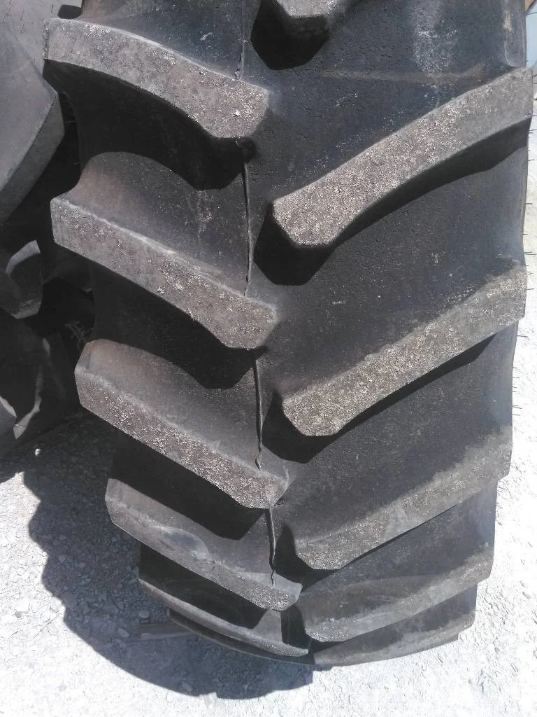 Used 520/85R42 157B Firestone RAT 23 TL R-1 90-95% On 18 x 42 20-13.19-11.07 Inner Dolly Dual image 2