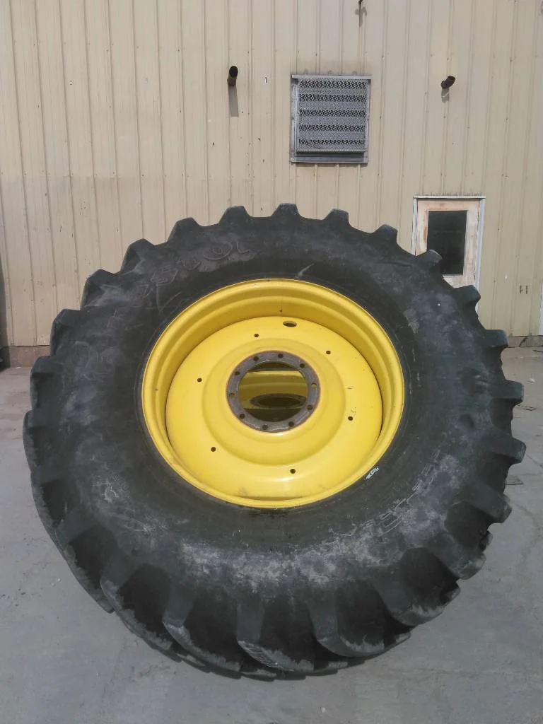 Used 800/70R38 173B FirestoneDeep Tread 23 TL R-1W 85-90% On 27 x 38 10-13.19-11.07 Dual Wheel