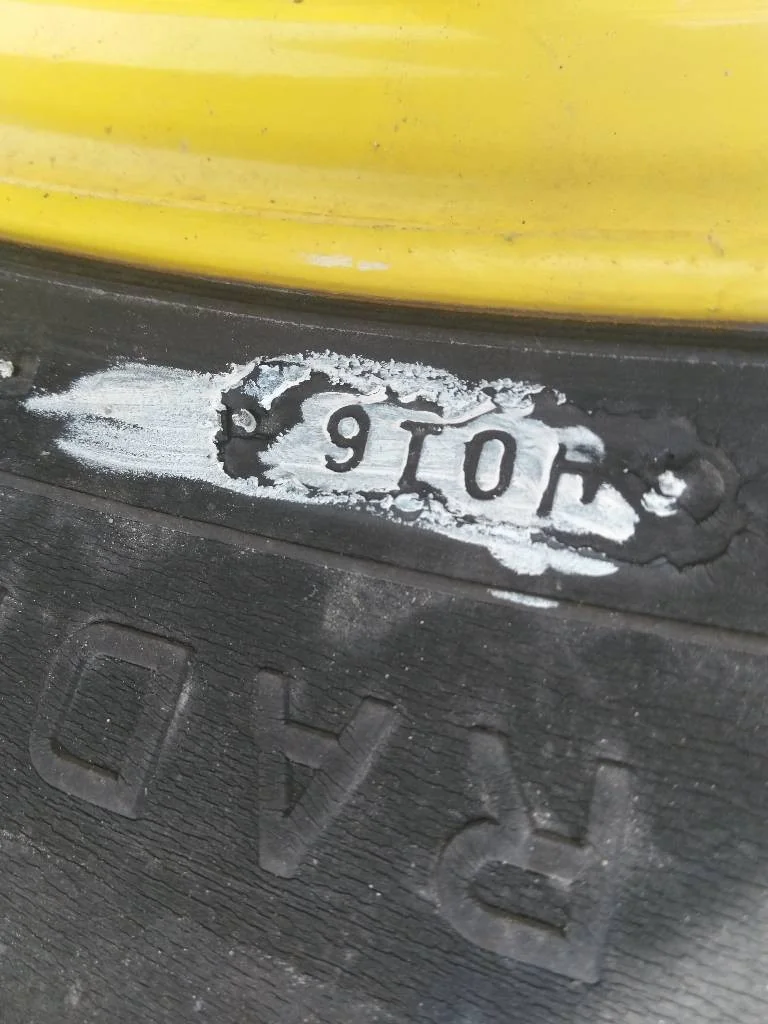 Used 800/70R38 173B FirestoneDeep Tread 23 TL R-1W 85-90% On 27 x 38 10-13.19-11.07 Dual Wheel image 5