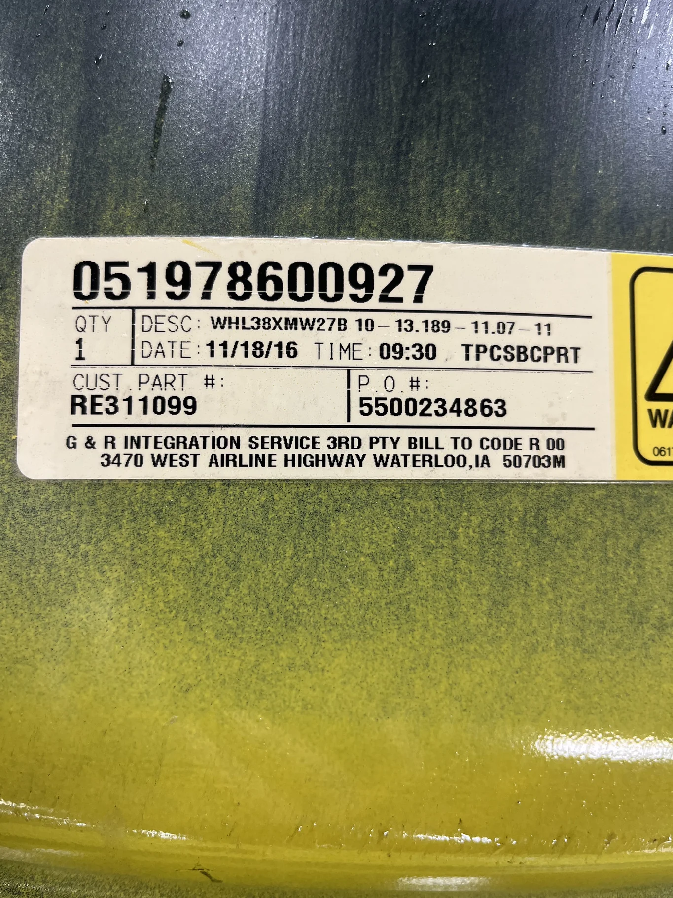 Used 27 x 38 10-13.189-11.07 Dual Yellow Wheel image 2