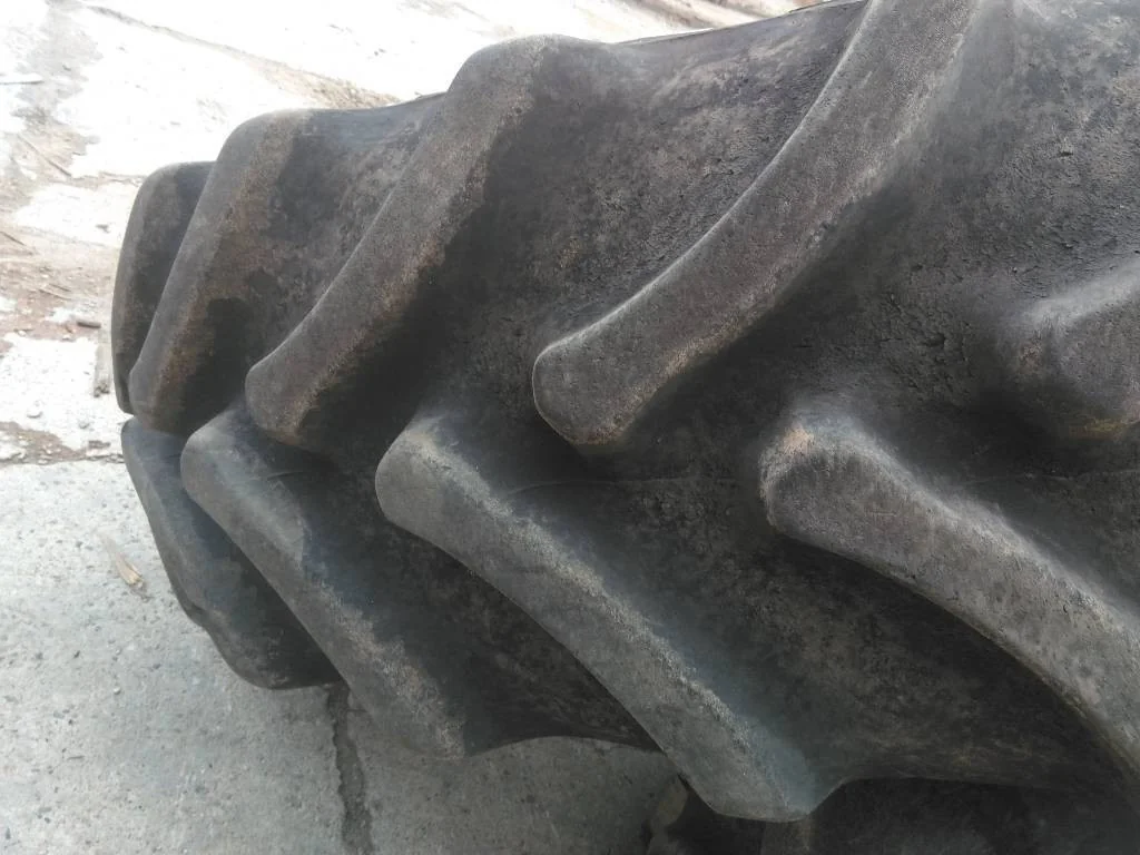 Used VF420/85R38 175A8 Firestone RAT DT TL R-1W 90-95% On 15 x 38 12-16.732-14.620 Waffle 3 Bolt image 6