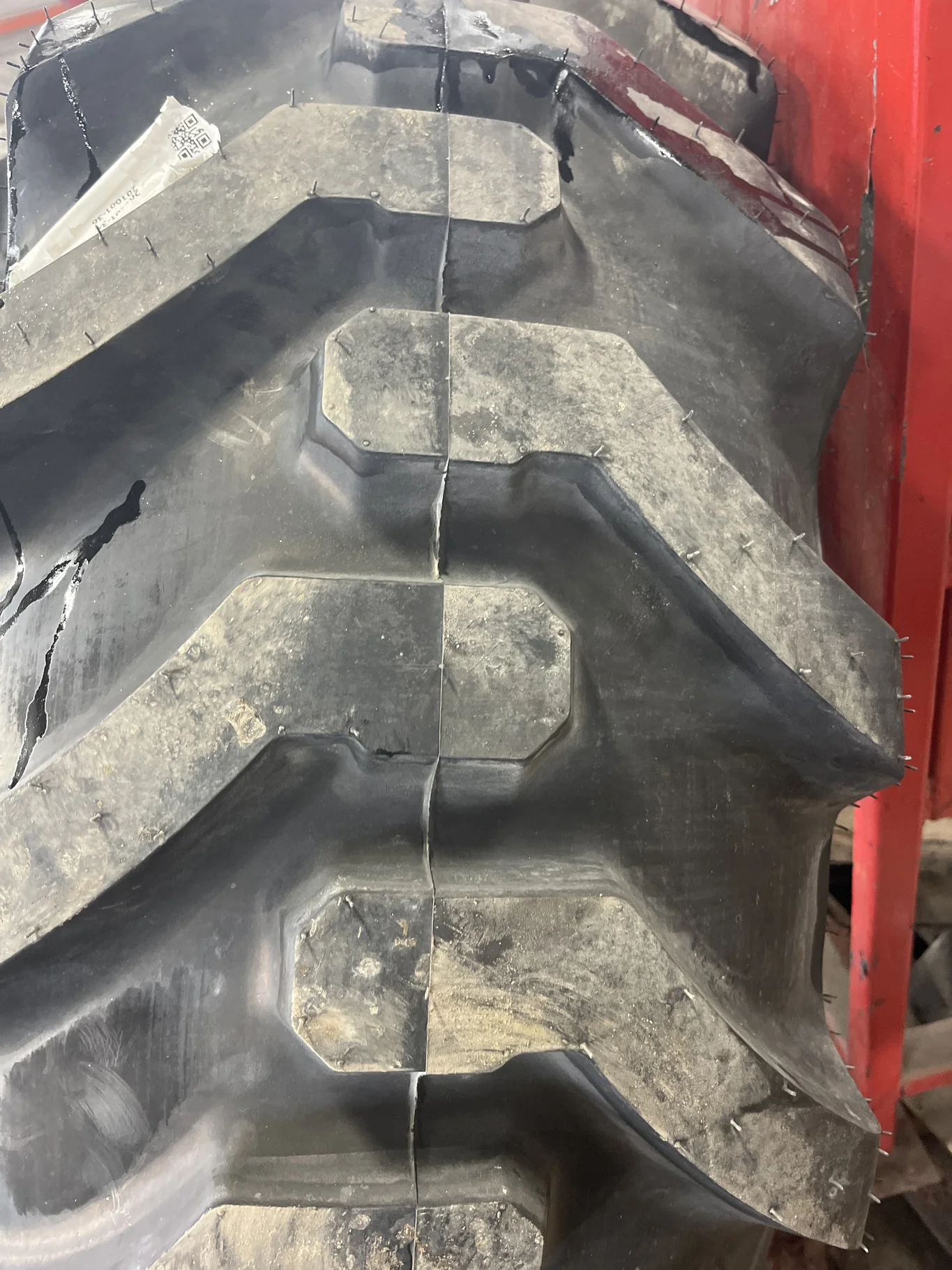 Take-Off 440/80-24 138A8 Galaxy Super Industrial Lug TL R-4 95-100% image 2