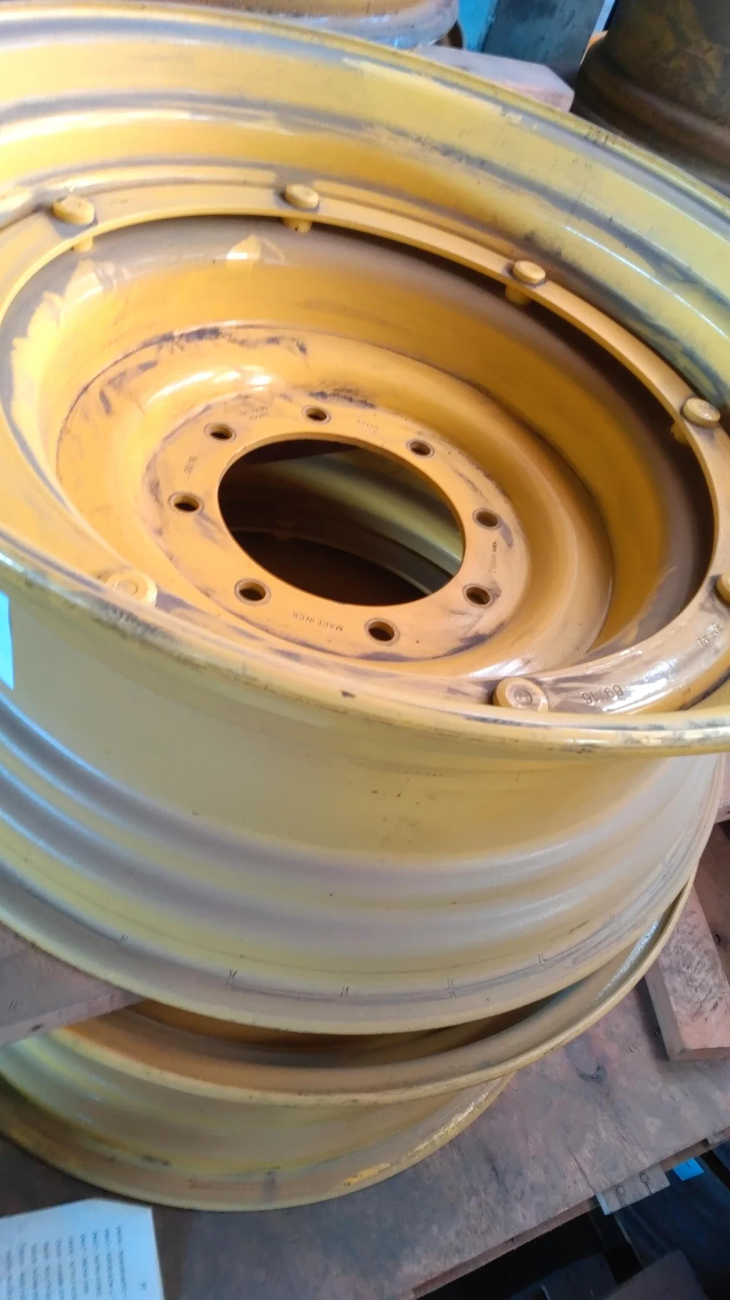 Take-Off 12 X 30 (13 X 30) GKN 8-10.82-8.78 Rim & Rail Yellow Wheel w/ Disc image 2