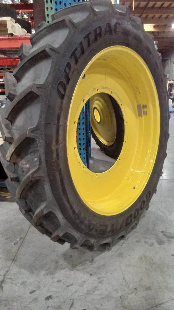 Take-Off 380/90R54 152D Goodyear Optitrac TL R-1W 95-100% On 12 X 54 12-32.047-30.078 Rim & Rail image 2