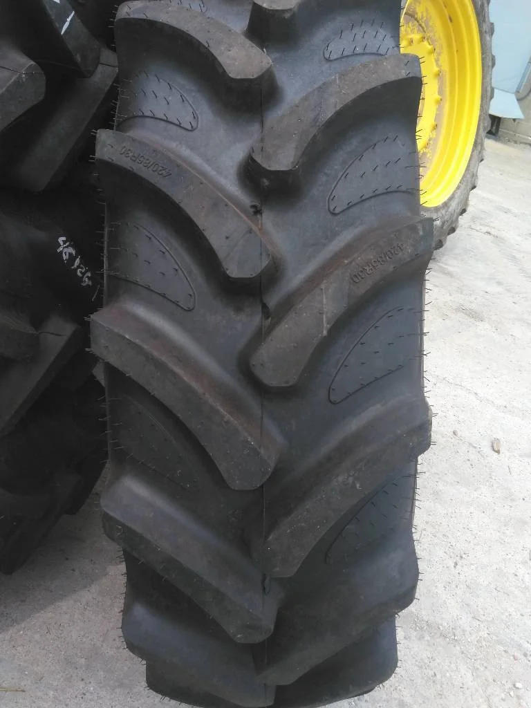 Take-Off 420/85R30 140A8 Galaxy Earth Pro Radial 850 TL R-1W 95-100% On 14 x 30 8-8-5.94 6 Clamp image 3