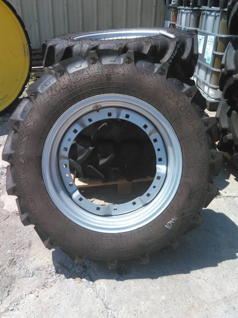 Take-Off 280/85R24 115A8 Galaxy Earth Pro Radial 850 TL R-1W 95-100% On 10 x 24 Waffle 2 Bolt