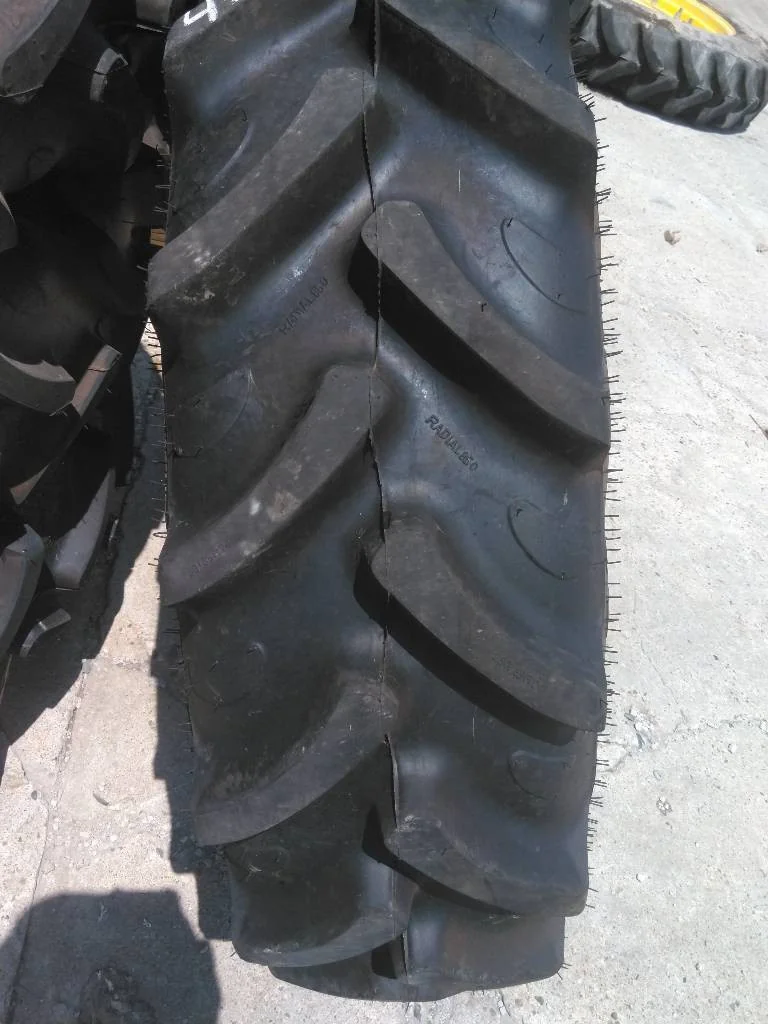 Take-Off 280/85R24 115A8 Galaxy Earth Pro Radial 850 TL R-1W 95-100% On 10 x 24 Waffle 2 Bolt image 2