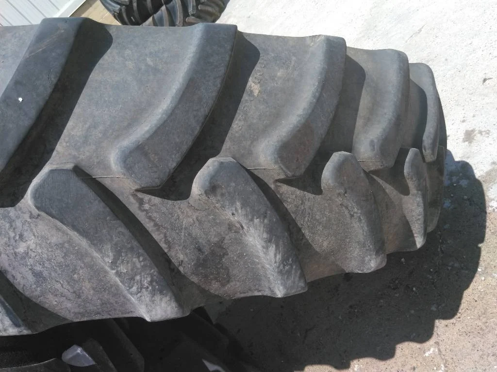Used VF480/80R50 179D Goodyear Optitorque TL R-1 85-90% On 15 x 50 12-32.047-30.078 Sprayer R&R image 2