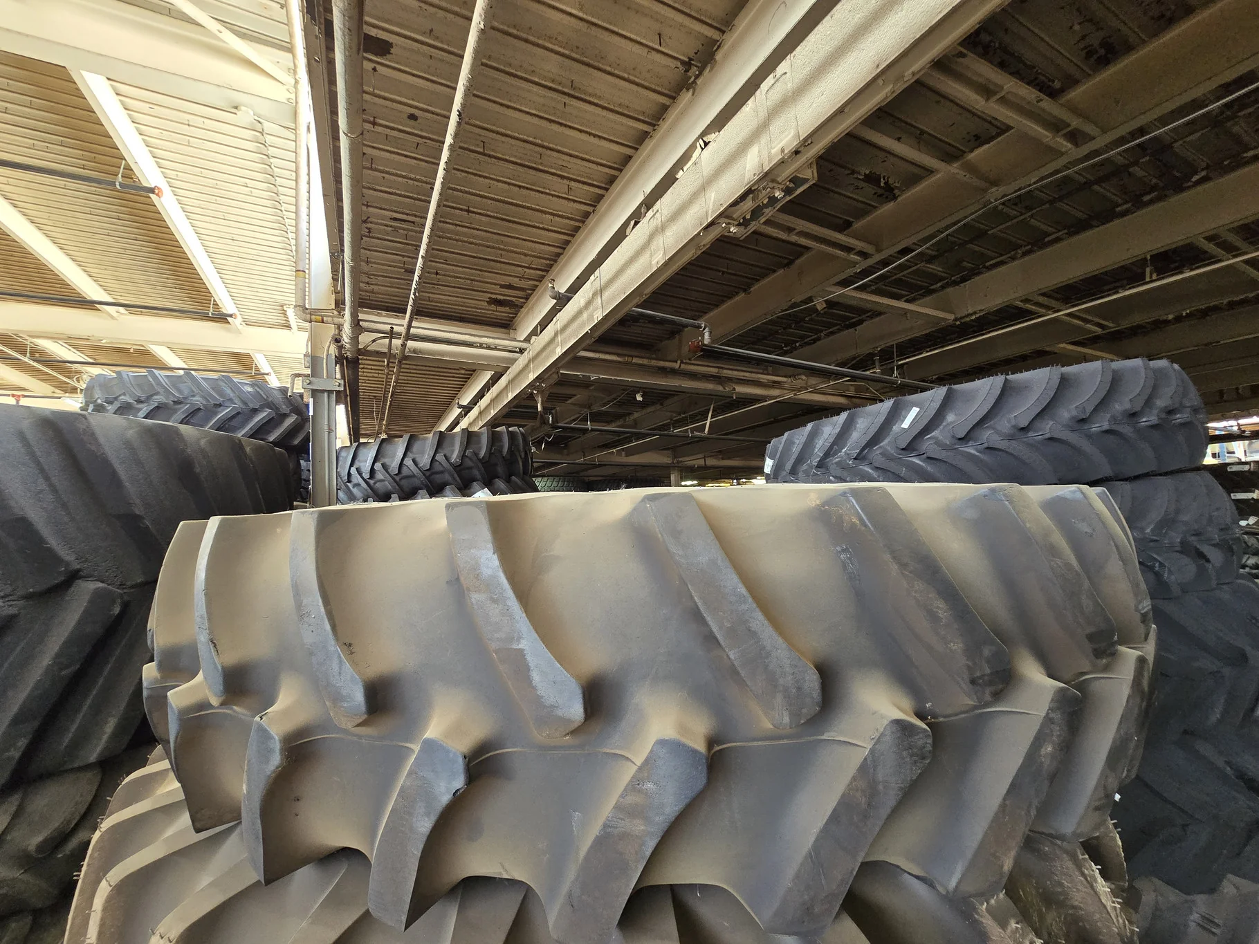 Used 420/80R46 151A8/B Firestone Radial All Traction 23 TL R-1 90-95%